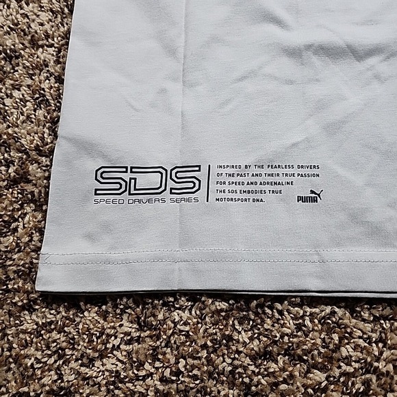 Red Bull Puma Mens Crew Neck T-Shirt Racing Team Logo Size Small Red Gray Blue - Picture 6 of 11